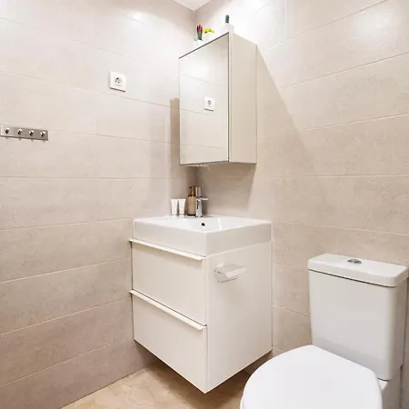 Cc8 V Med By Zanis Apartamento